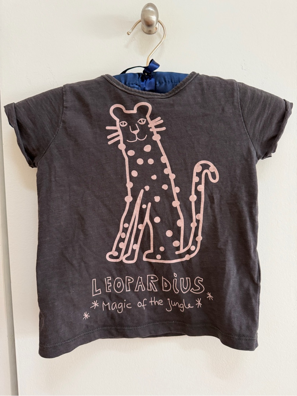 Nadadelazos Leopard Organic Cotton Tee - Picture 3 of 5